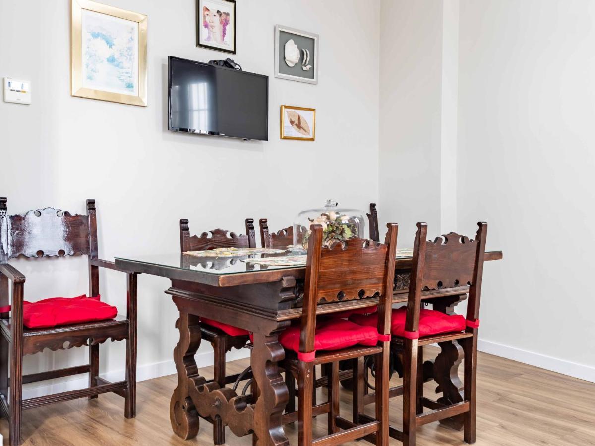 2 Bedrooms 2 Bathrooms - Triana- Seville Luaran gambar
